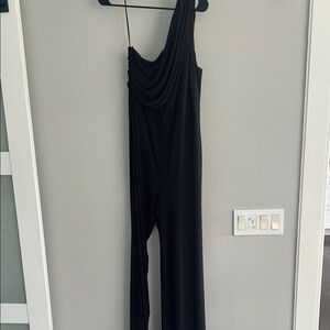 Express Elegant Black One-Shoulder Jumpsuit